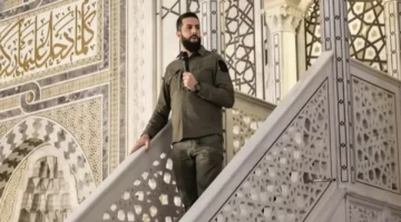 ارتداء الرئيس السوري البدلة العسكرية في المسجد الأموي يعكس أولويات الأمن والرسائل السياسية بعد عام من إعلان النصر 1